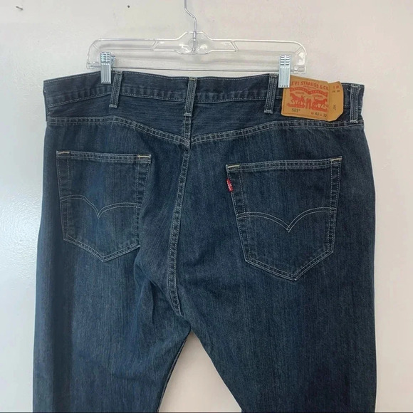 Levis 501 Mens Jeans Size 42X32 Straight Leg Blue Dark Wash Cotton Casual - Picture 4 of 9